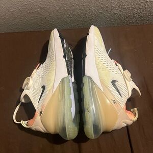 Nike Air Max 270 White Sanddrift men size 11.5 fit lady size 13